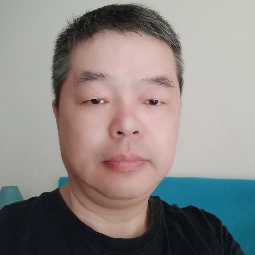 孤單等待眼睛的照片