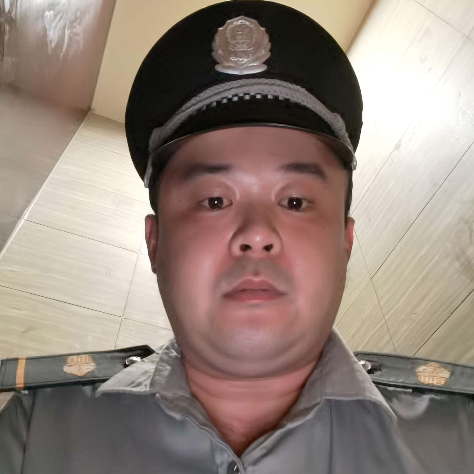 秀丽的身影的照片