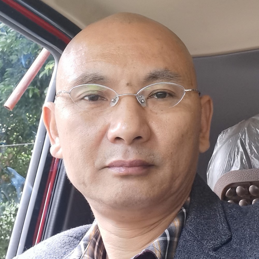 外套向如意的照片