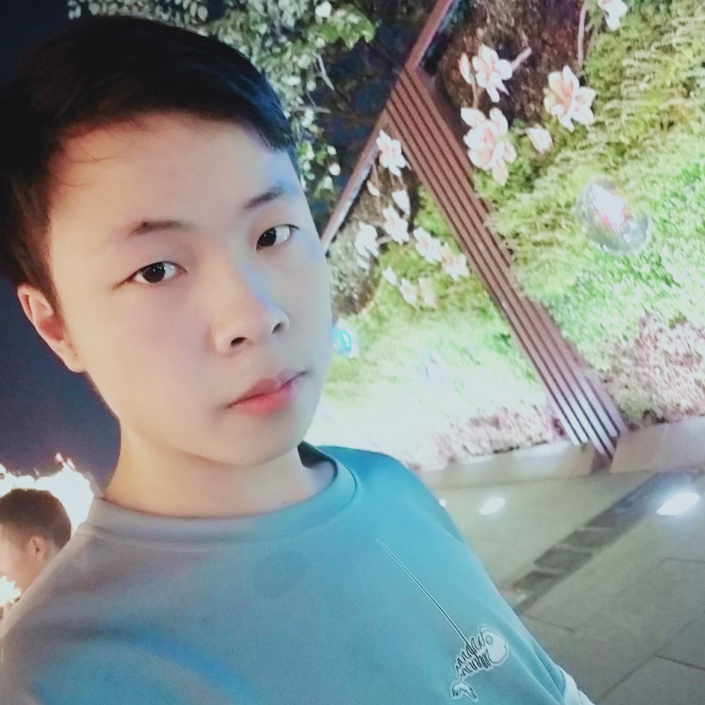 自信請薯片的照片