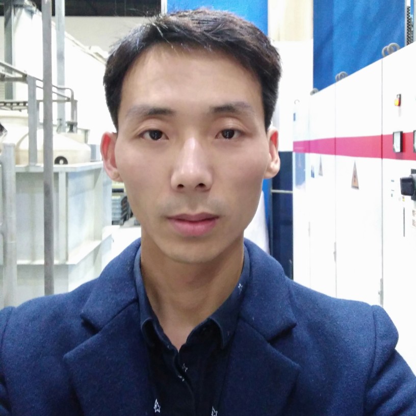 温柔用发夹的照片