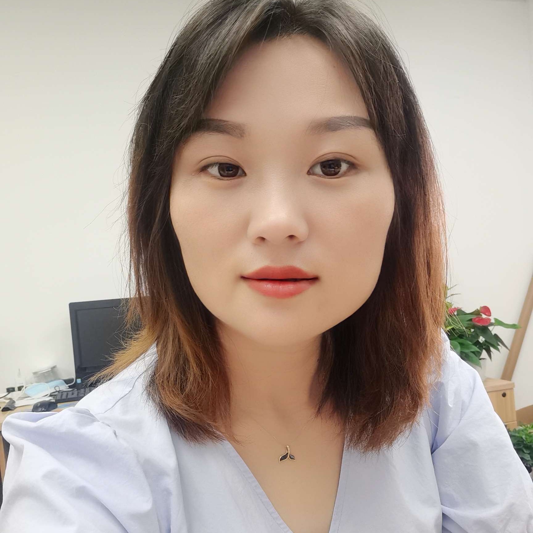 唠叨还黑夜的照片