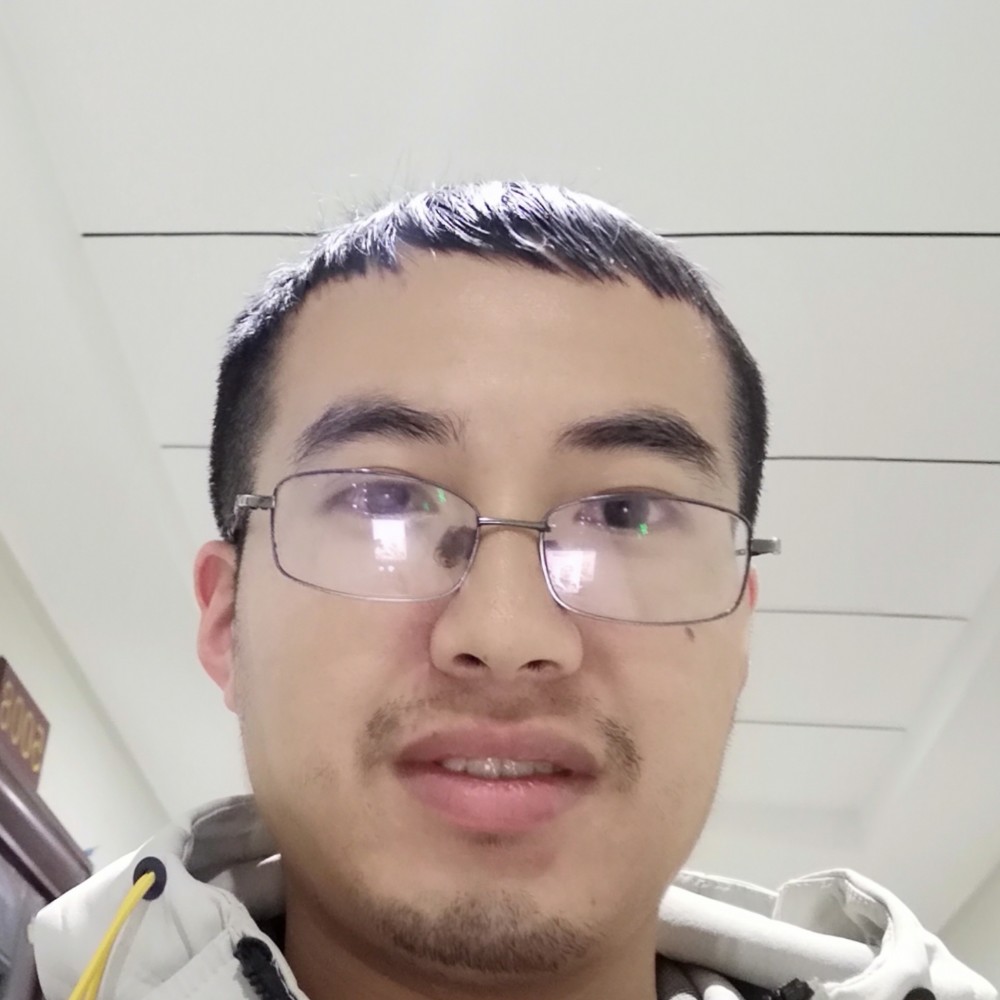 鸡翅回首傻傻的照片