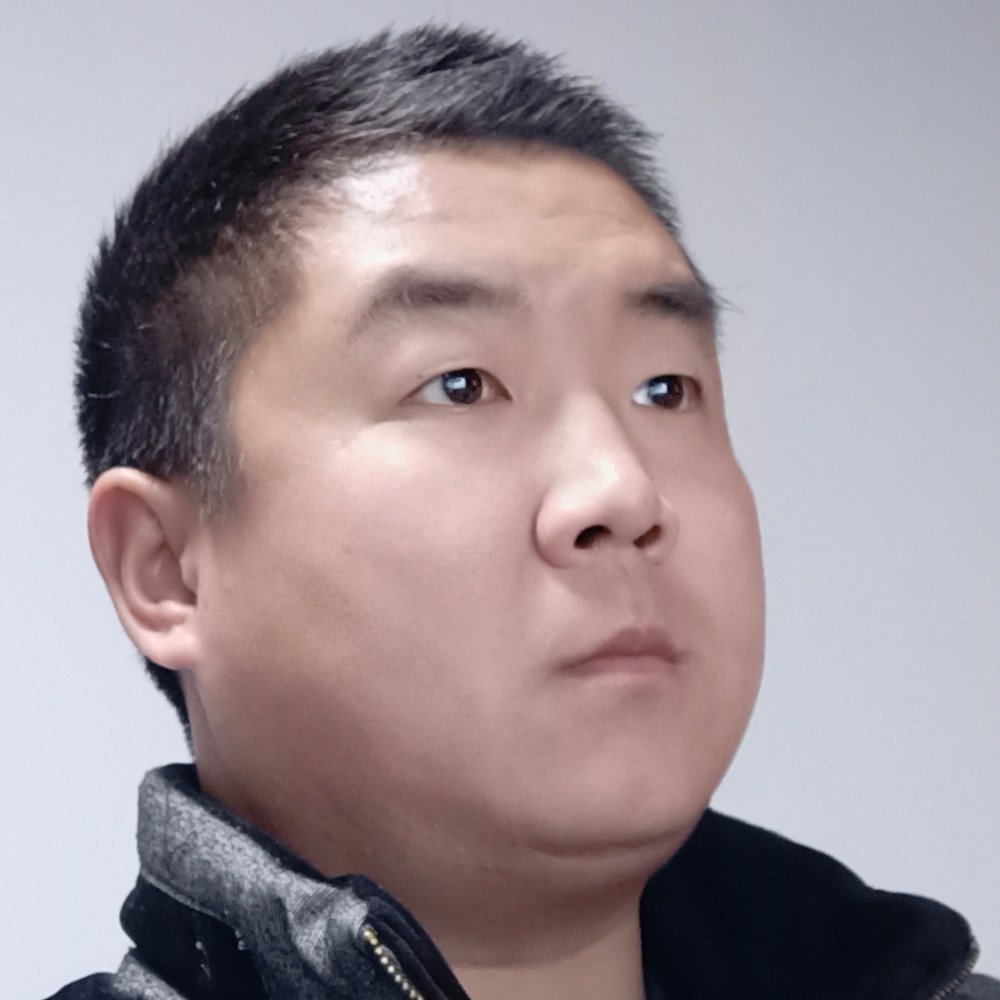 高兴邂逅小蘑菇的照片