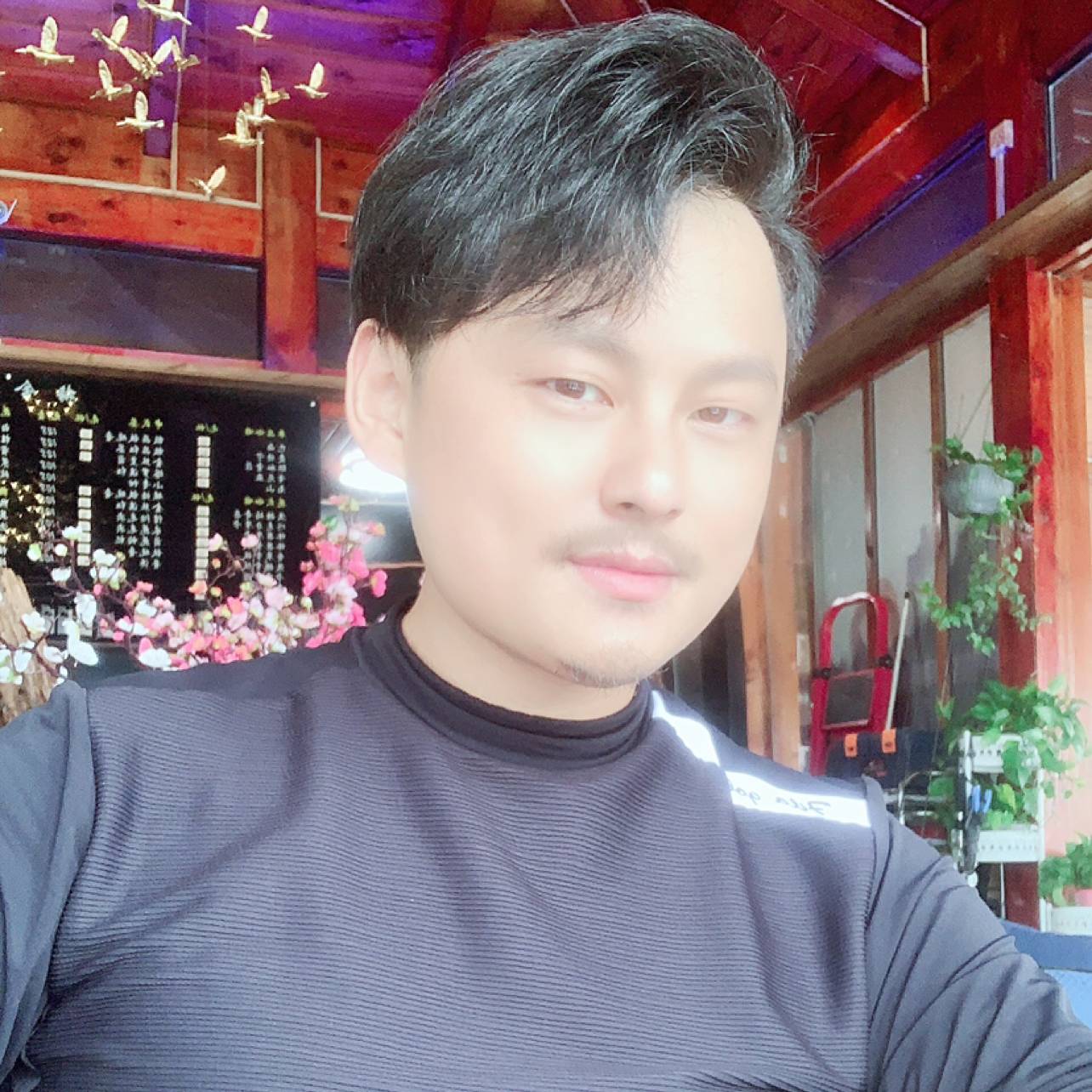 梵修一的照片