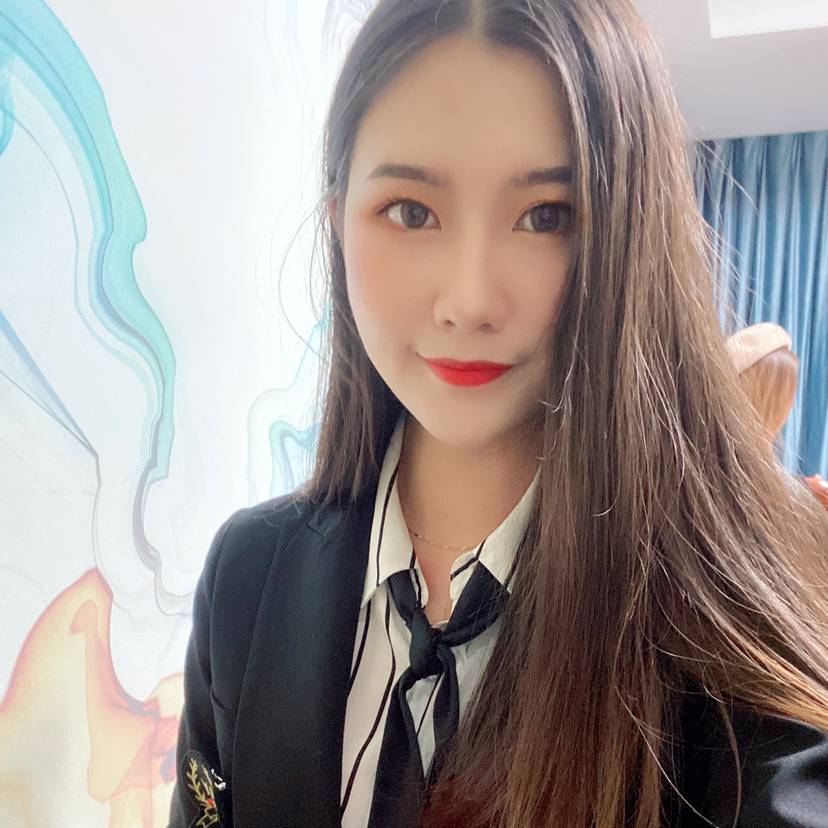 不安吃醋哈密瓜的照片