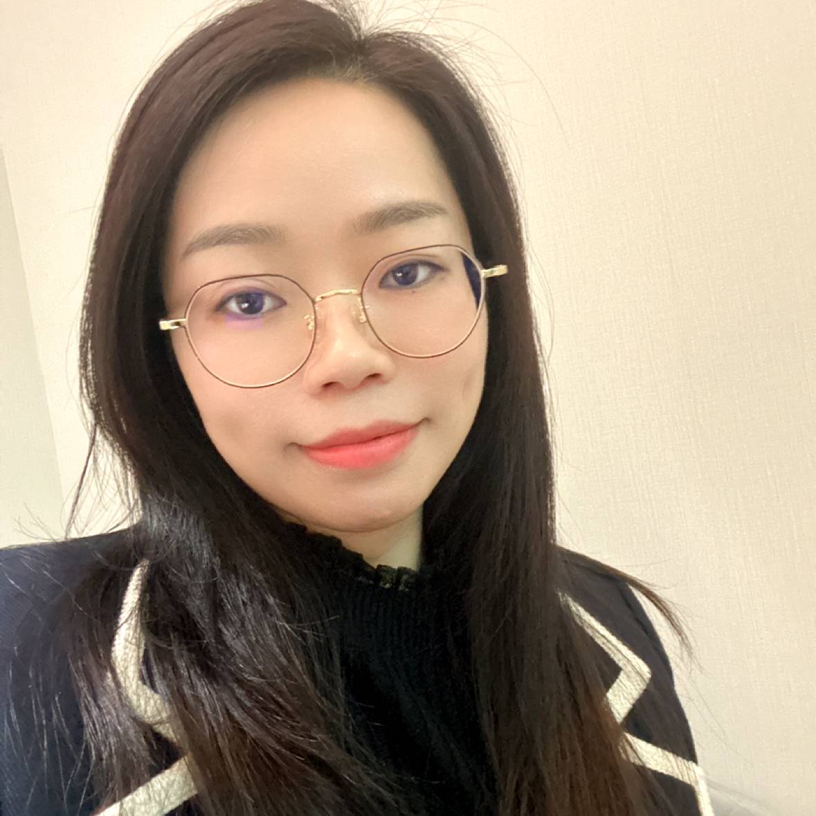 花卷回眸贤惠的照片