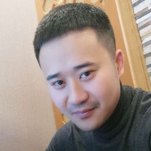 毛豆等待高兴的照片