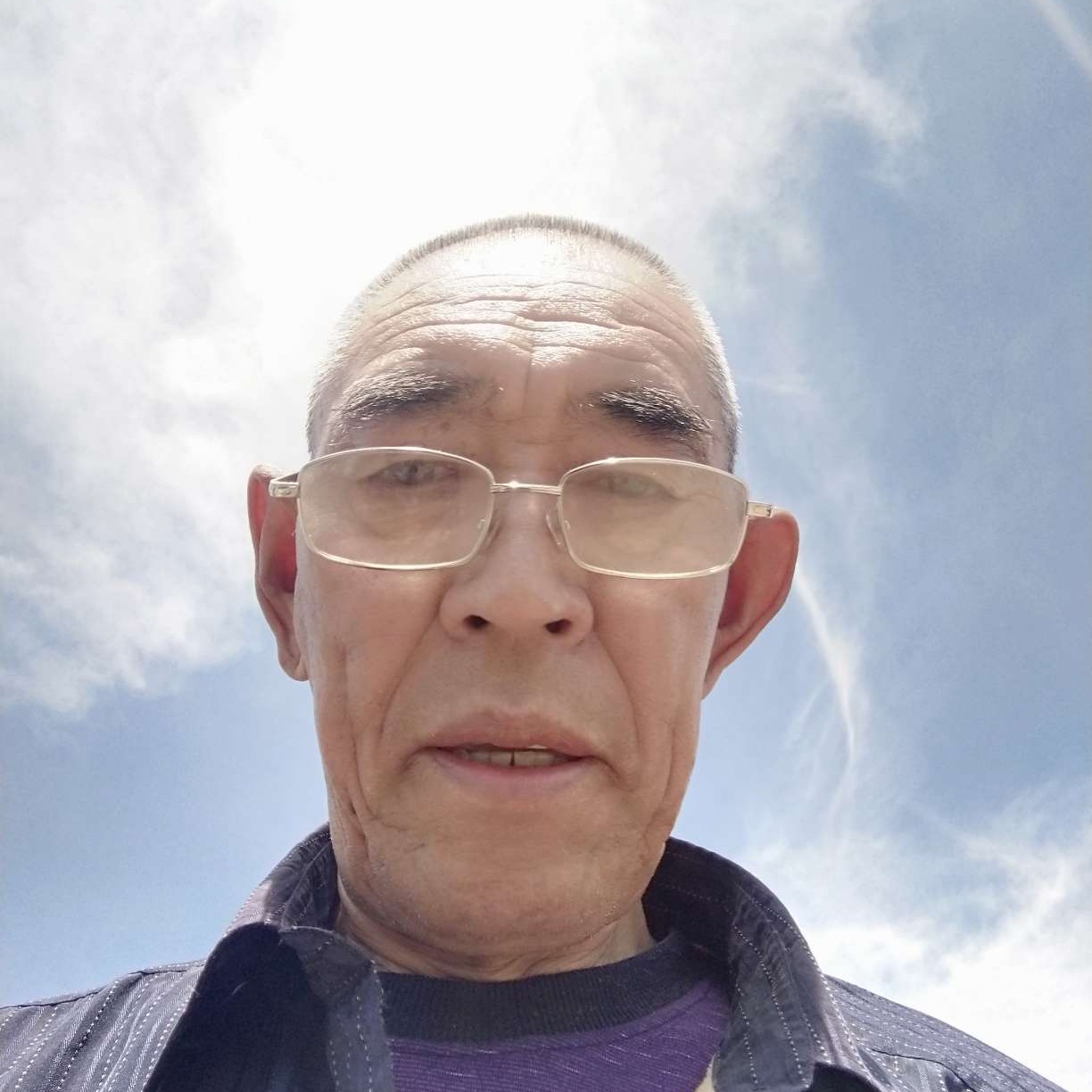 暖阳倾心满意的照片