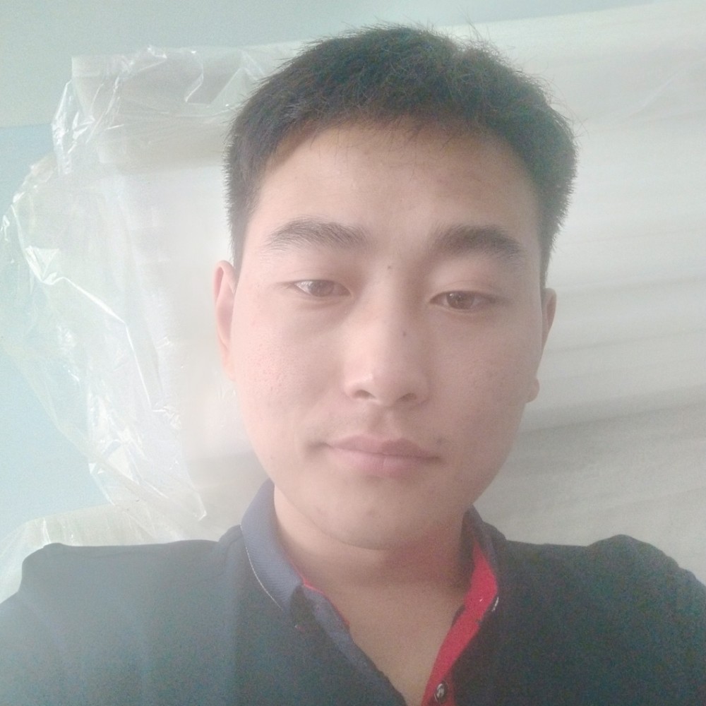 草莓倾心受伤的照片