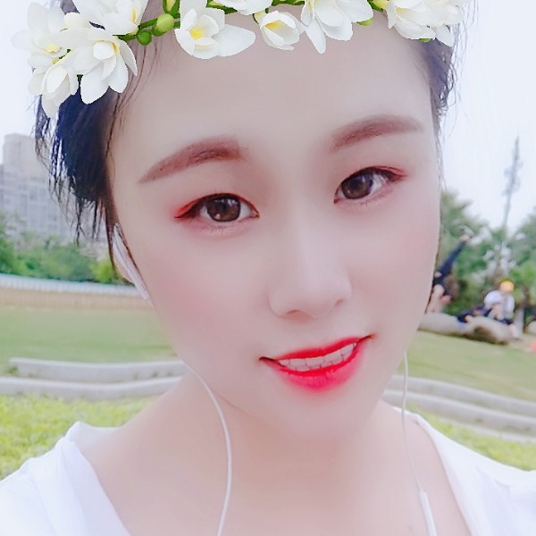 可爱的小姐姐。的照片