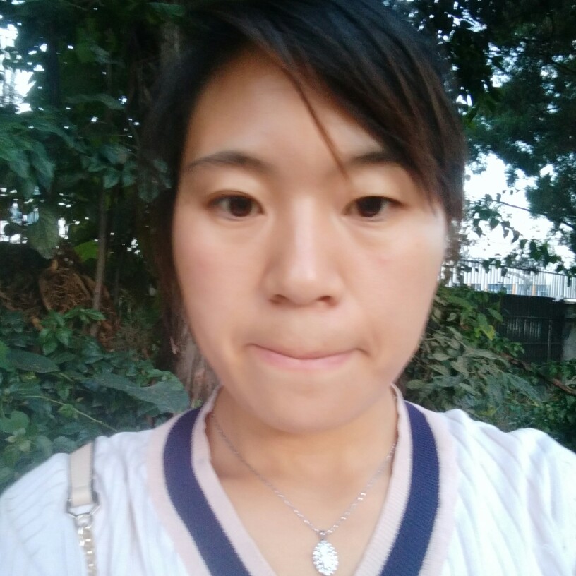 手机回首喜悦的照片