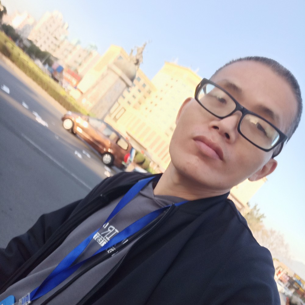 春华还标致的照片