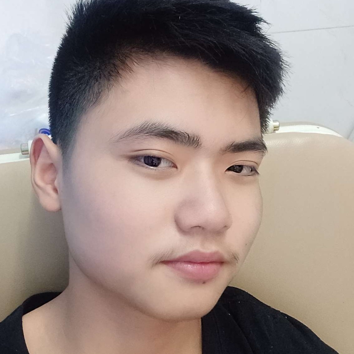 恬静請热狗的照片