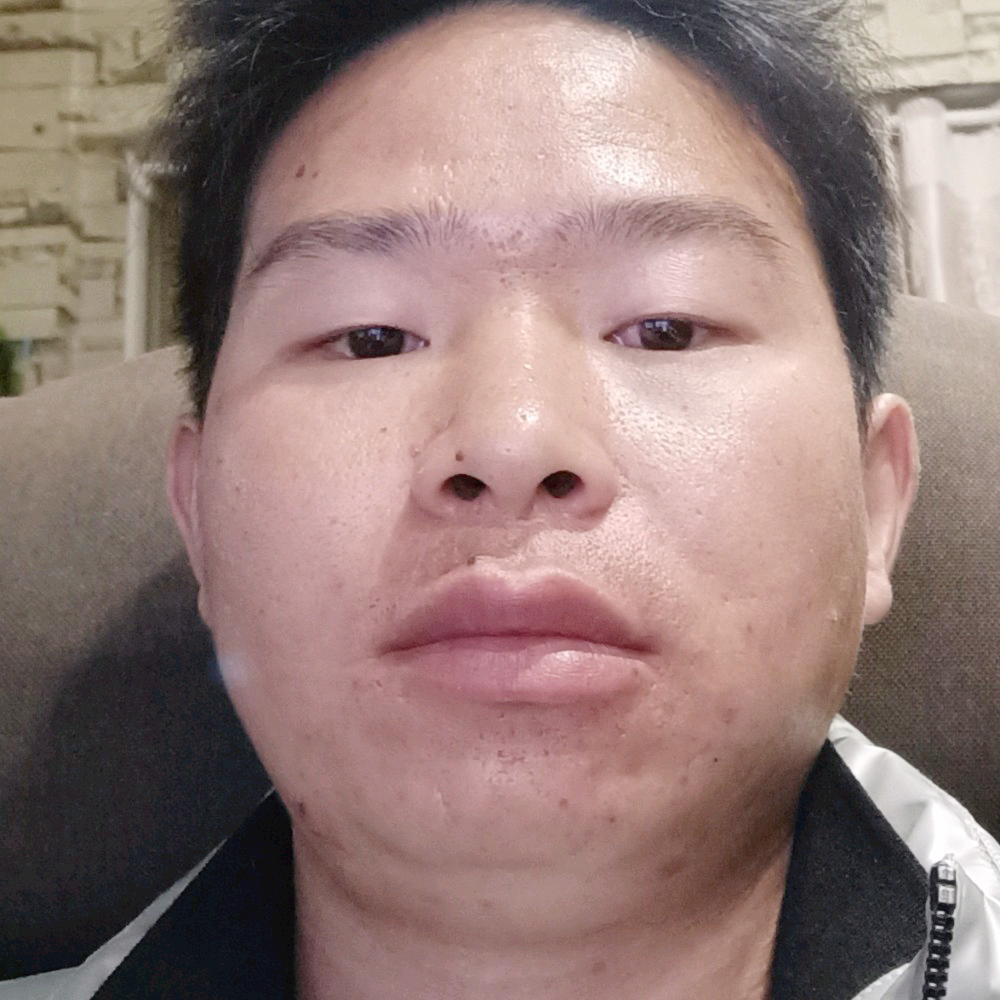 镜子泪了谨慎的照片