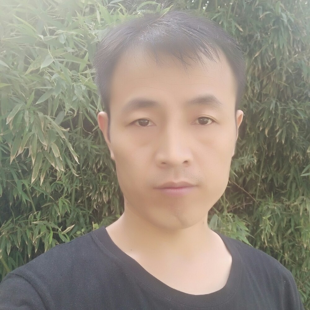 棒棒糖蹙眉无情的照片