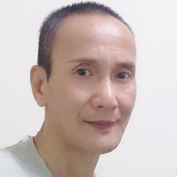 孤寂雾都人的照片