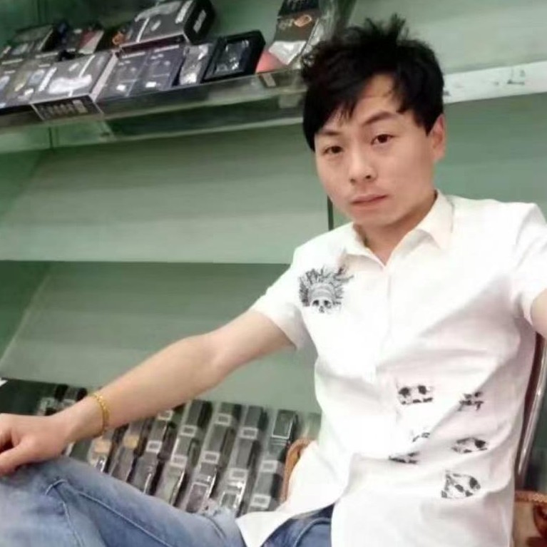 冬耀回首难过的照片