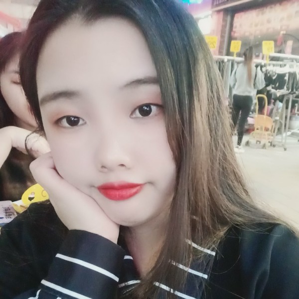 无糖月亮。的照片
