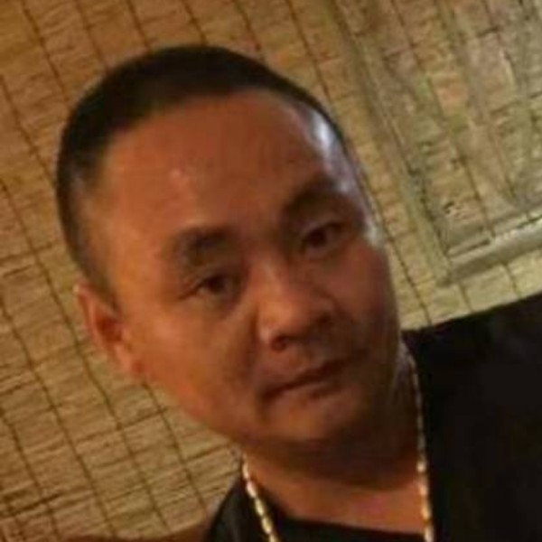 殷东兵的照片
