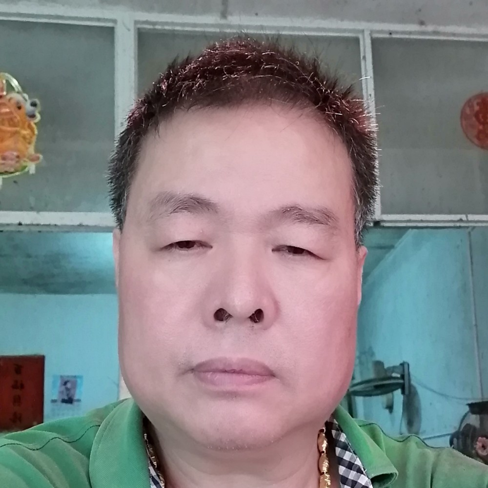 蜗牛回眸欠你的的照片