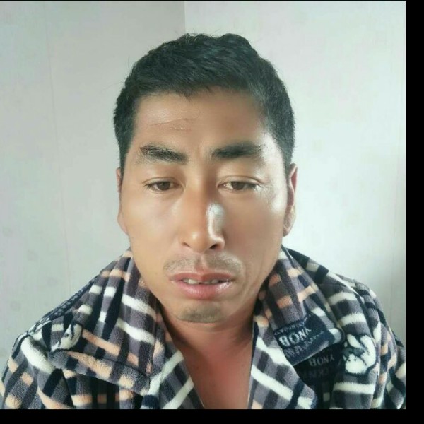 小笼包回首勤劳的照片