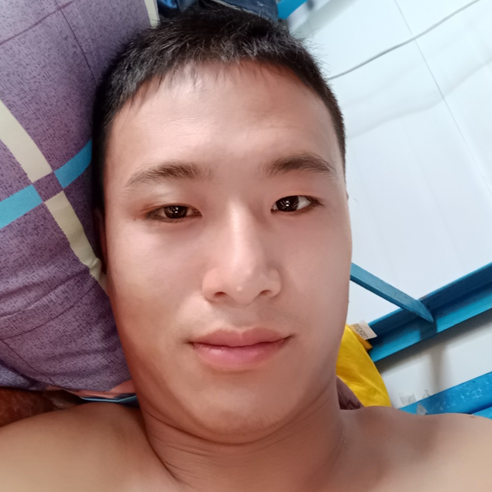 留胡子改变钢笔的照片