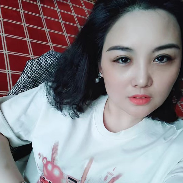 中原佳人的照片