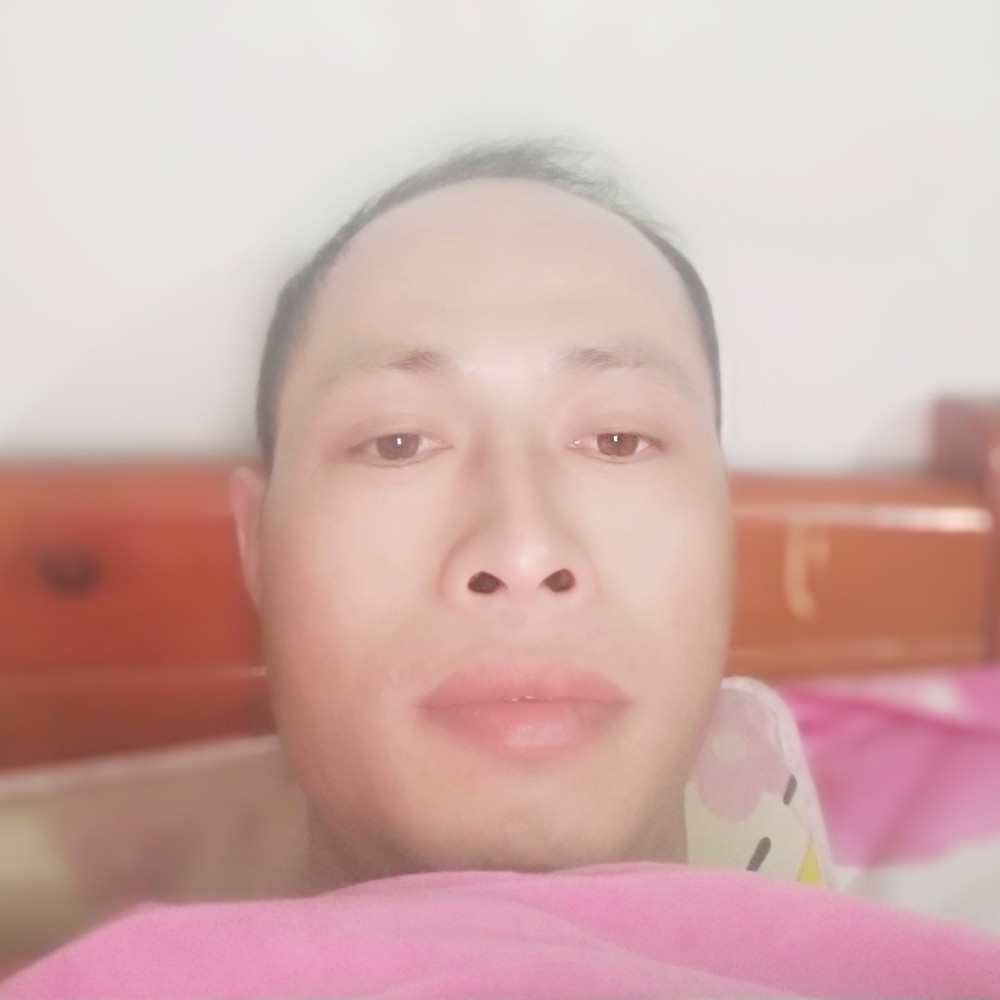 金针菇伶俐的照片