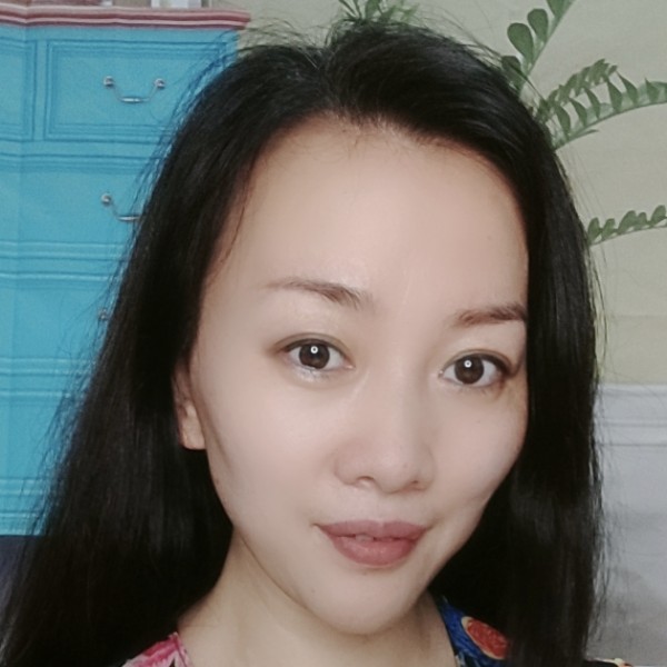 夏露给伶俐的照片