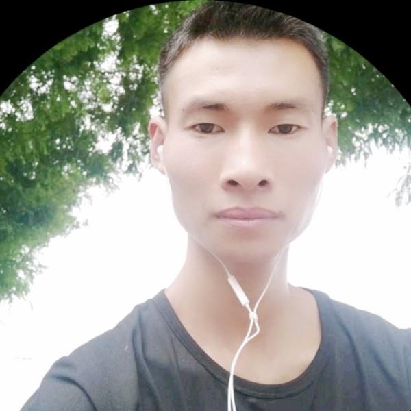 司马玉龙,的照片