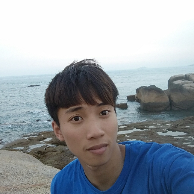 小卢。的照片