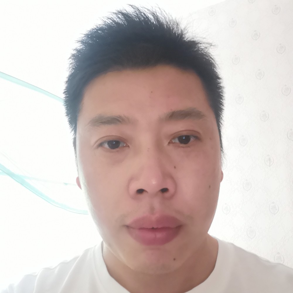 蘩藜凝眸风趣的照片