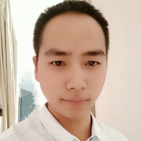 愉满心欢的照片
