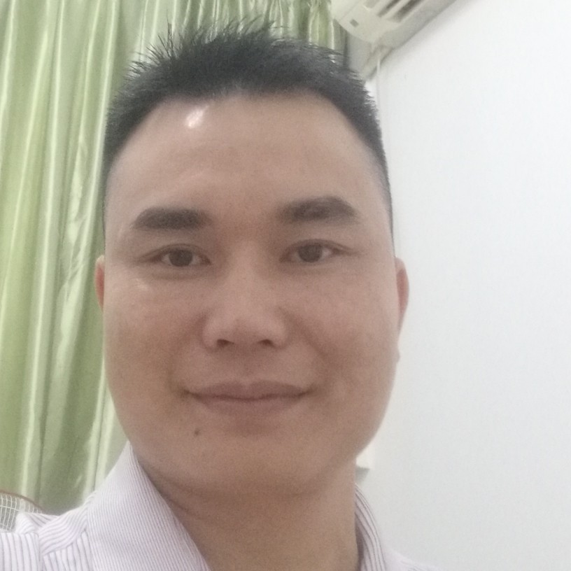 鹰领主的照片