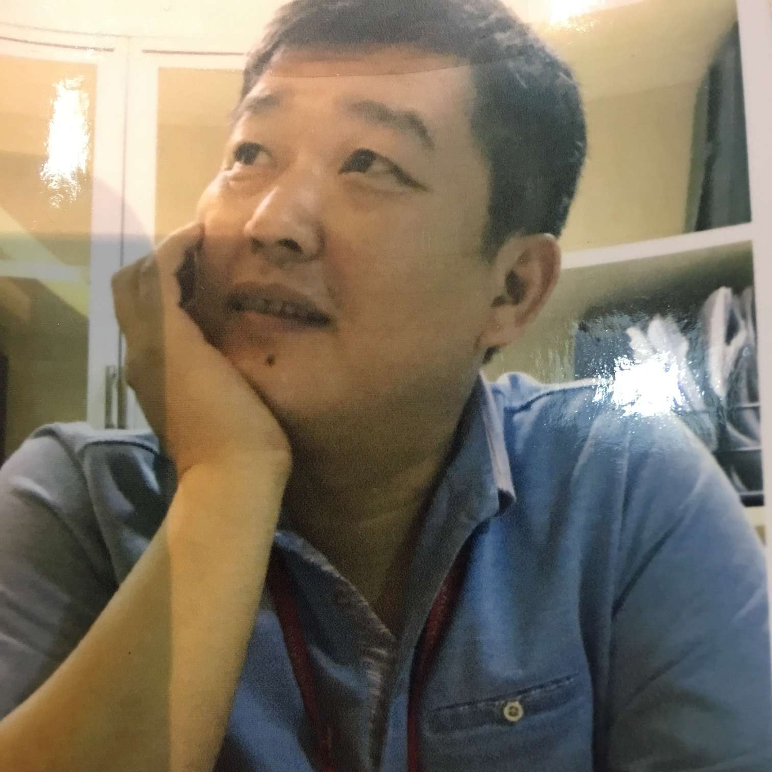 就是一个男人的照片