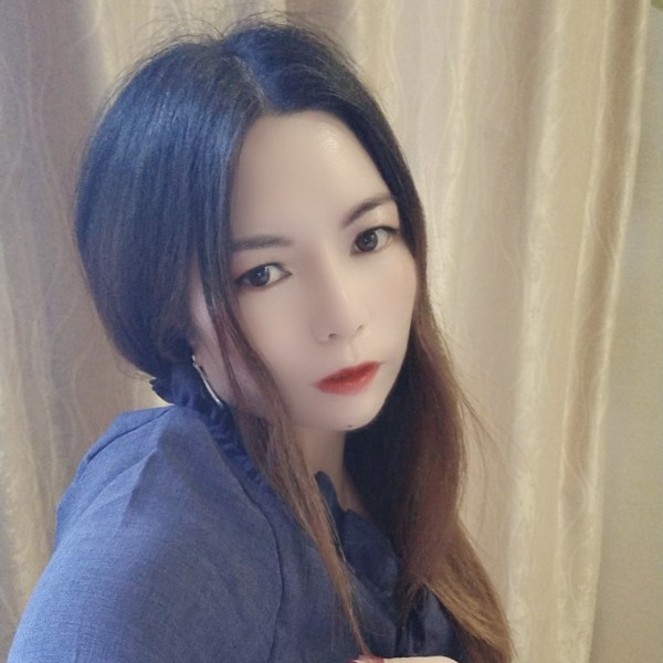  邓正仙的照片