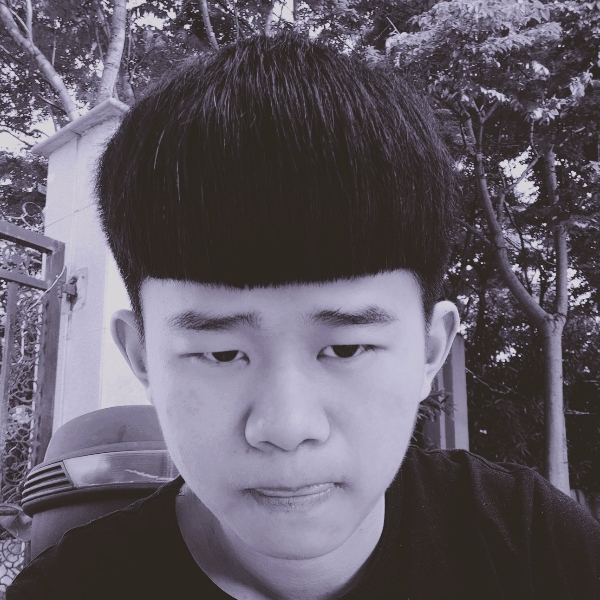 小土豆俊秀的照片