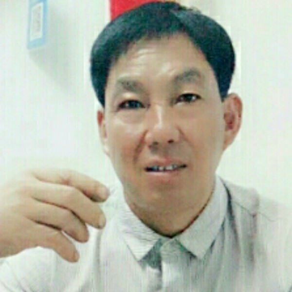 白马王子龍芸飝的照片