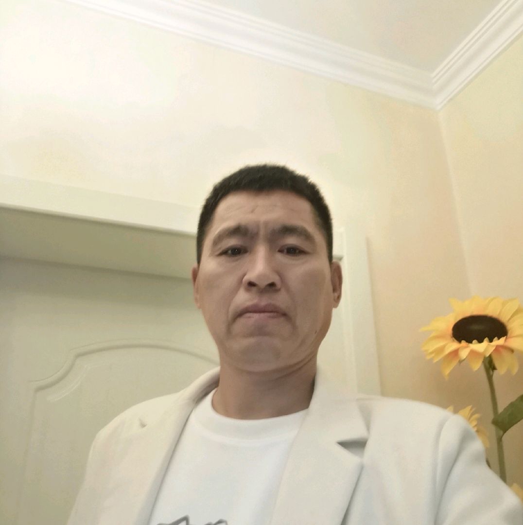 回忆浅吻默默的照片