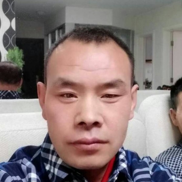 月亮畅快的照片