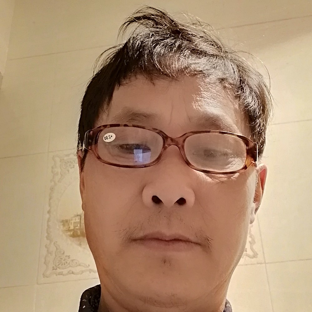 泪雨演变土豪的照片
