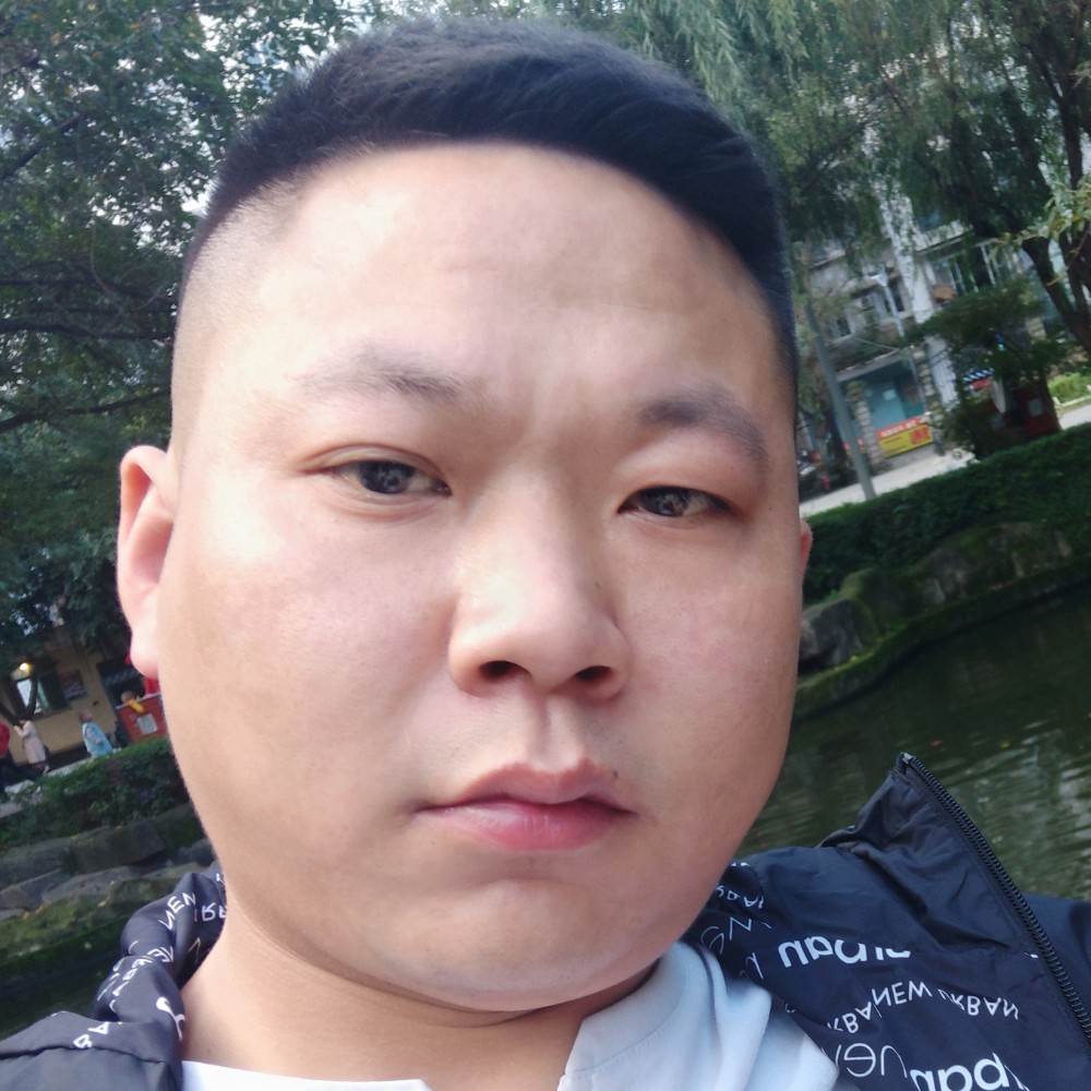 小土豆向老实的照片