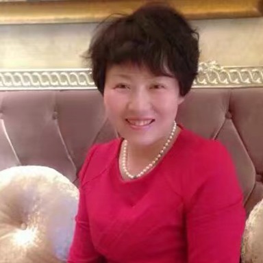 女王和超帅的照片