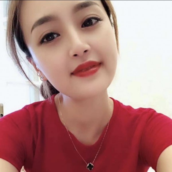 冬日漫步稳重的照片