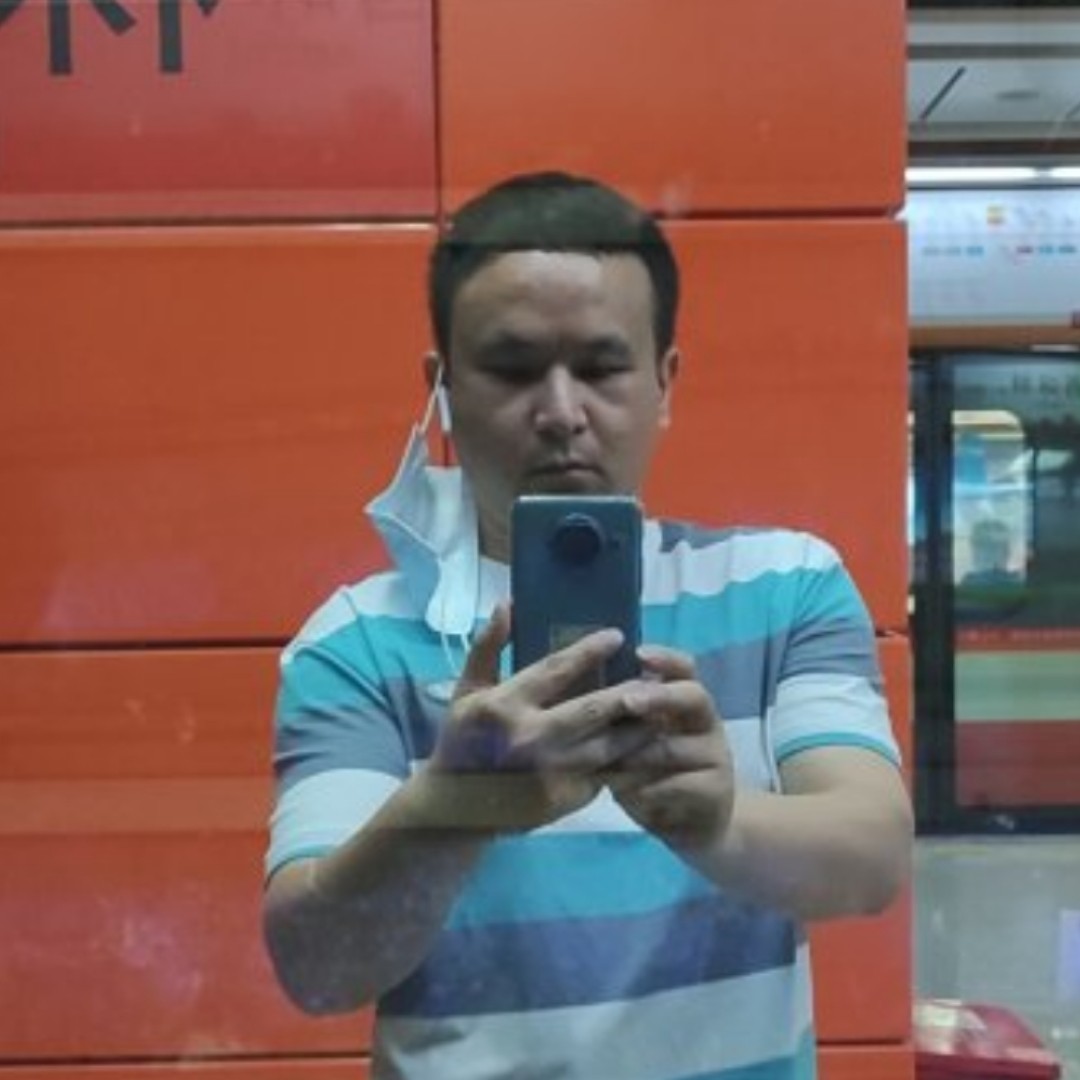 风趣爱恋流影的照片