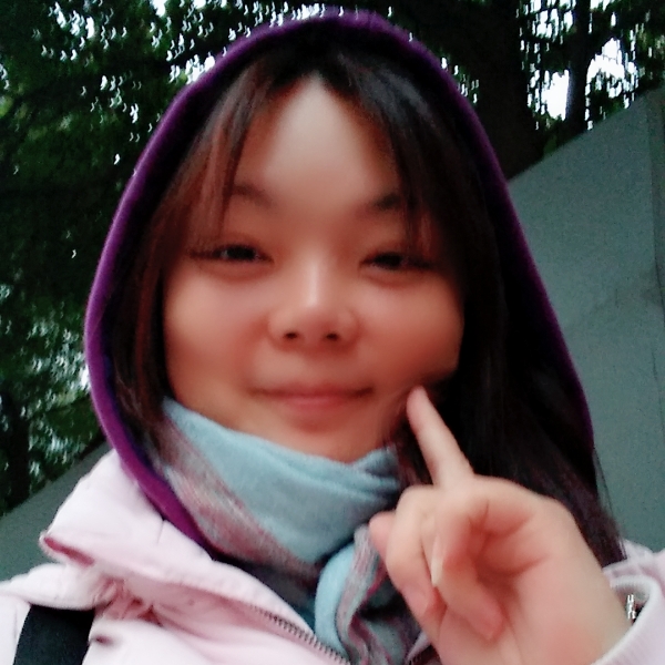 Y一一的照片