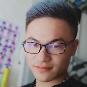 高贵明少的照片