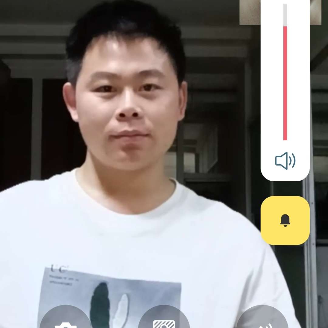 酷酷等待玫瑰的照片