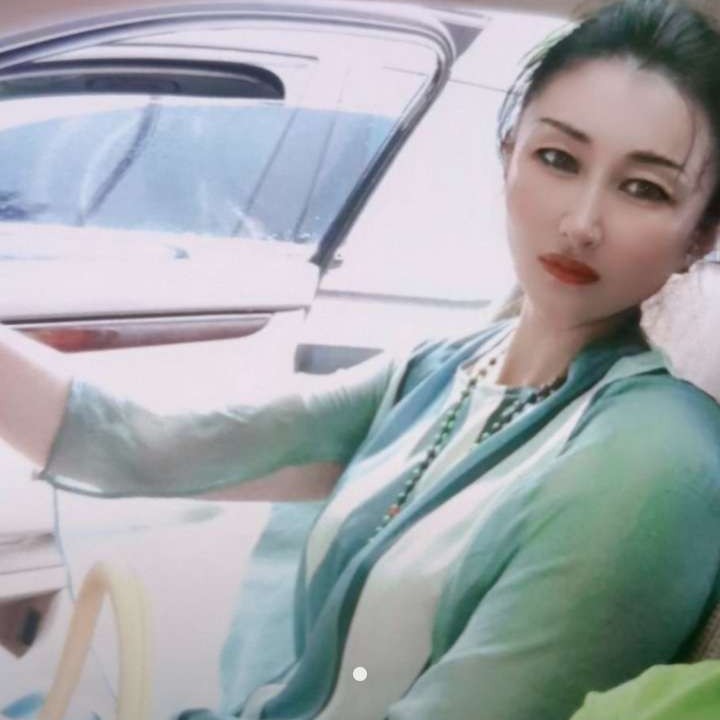 琳晏伊妃的照片